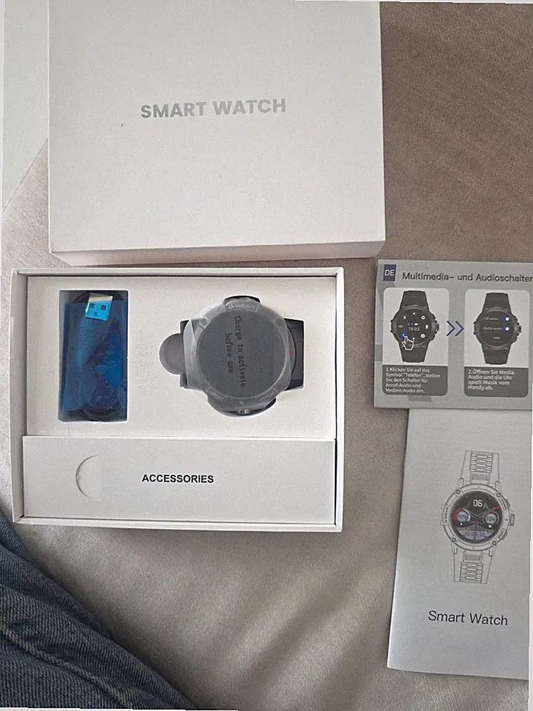 Smart Watch Android kompatibel 32 mm schwarz mit orangem Silikonarmband OVP