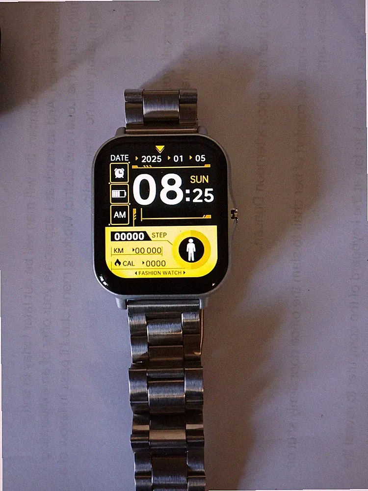 SMART WATCH MIT LADEGERÄT