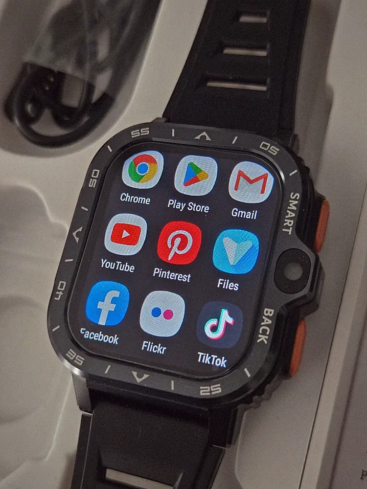 Smartphone Smartwatch