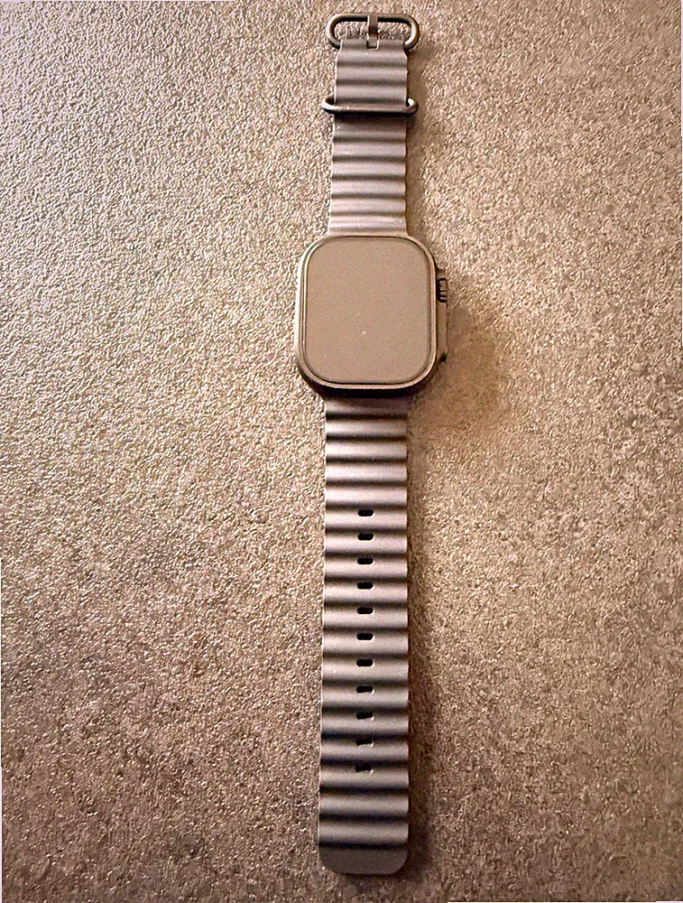 Smartwatch mit grauem Silikon-Uhrenarmband, graues Uhrengehäuse, grau