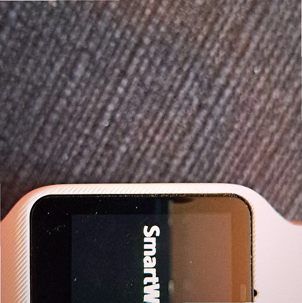 Sony SmartWatch 3 Smartwatch Android 20 mm goldfarbenes Gehäuse, Silikonarmband