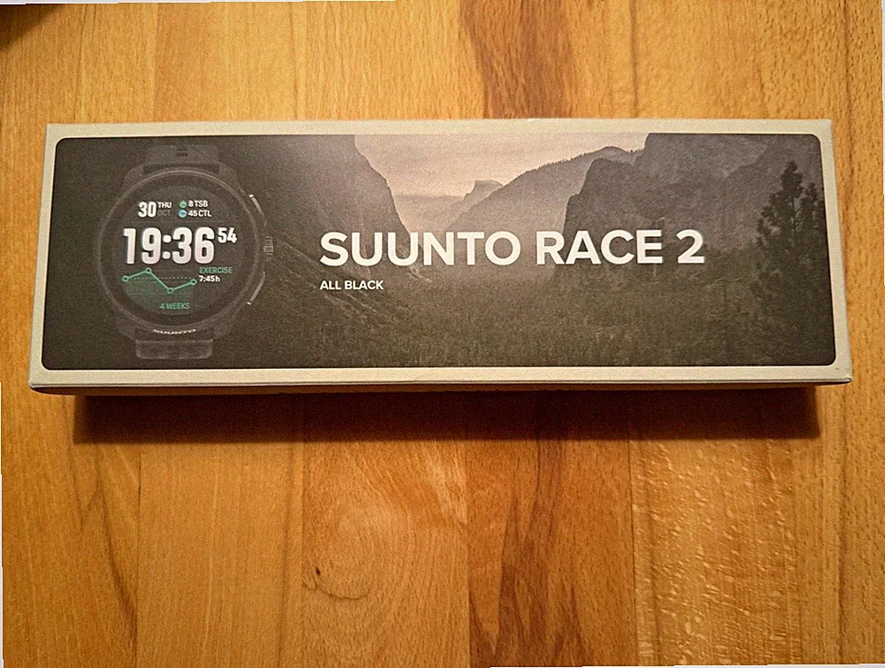 Suunto Race 2 Smartwatch GPS All Black Edelstahl SS051200000