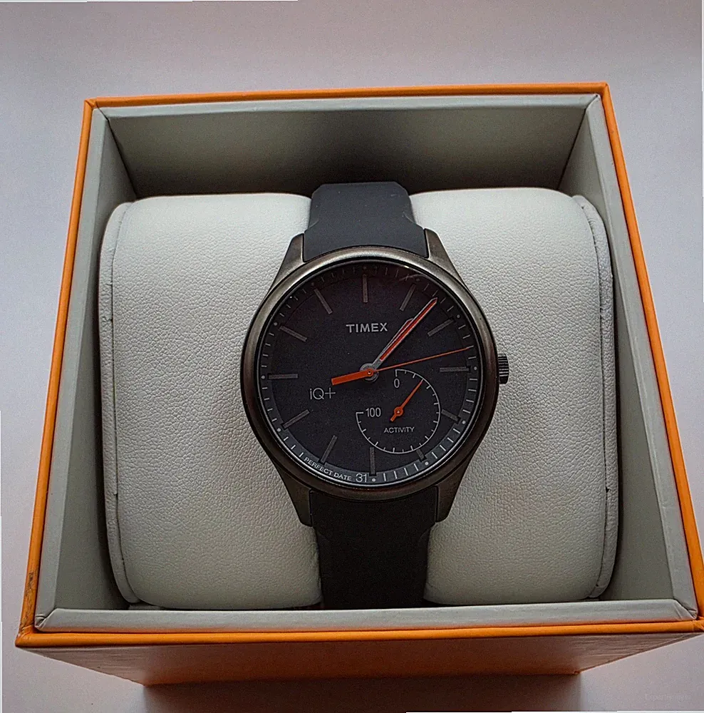 Timex IQ+ Move TW2P95000 Hybrid Smartwatch Bluetooth Grau Unisex Quarz