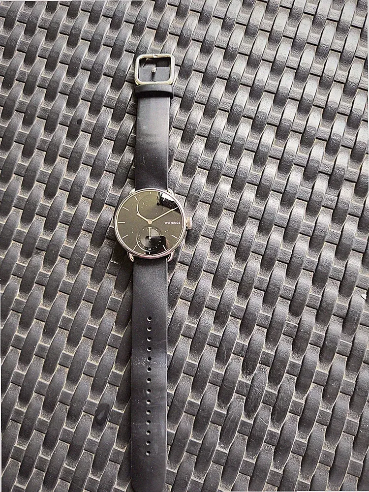 Withings SmartWatch Top EKG Schreiber + vieles mehr
