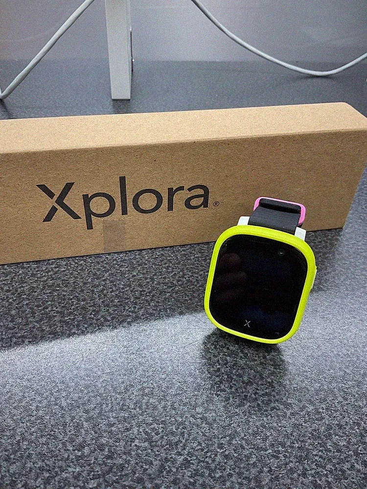 X6Play Kinder-Smartwatch in Schwarz mit GPS, inkl. 8#35880019